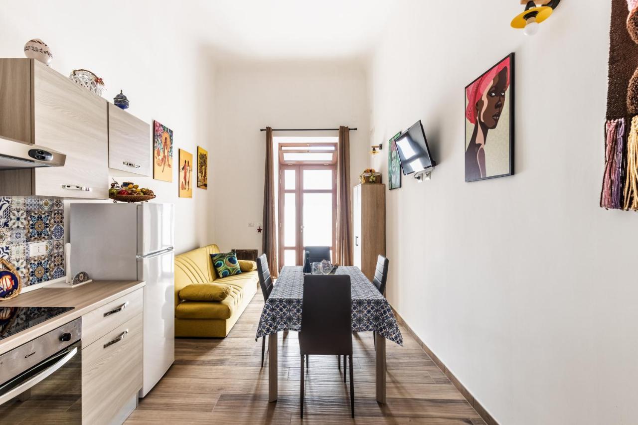 Casa Emma Apartment อาโวลา ภายนอก รูปภาพ